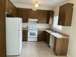 72, Pomell, Brampton East, Brampton