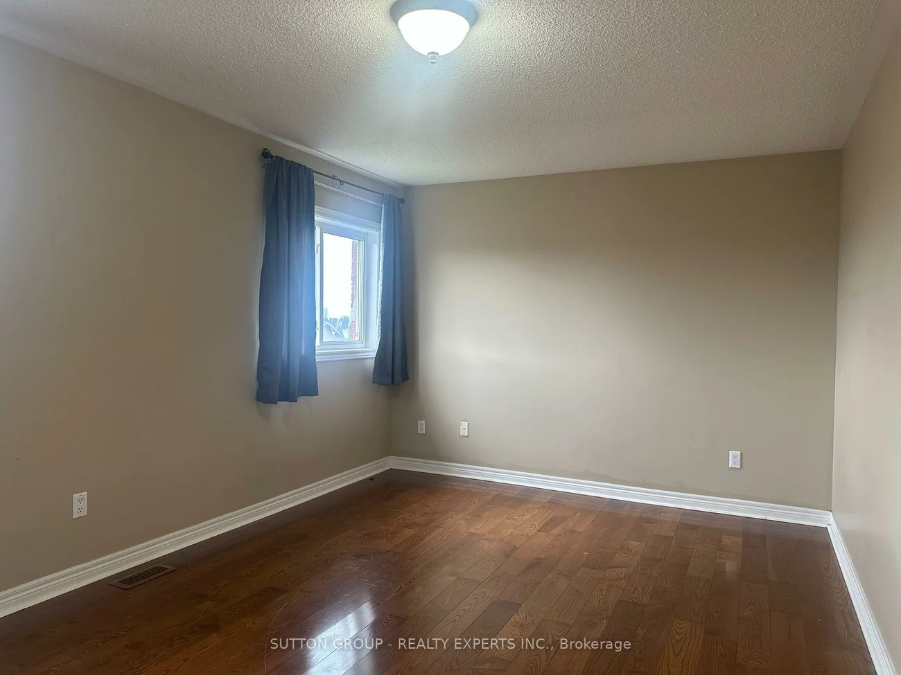 5, Sea Lion, Madoc, Brampton