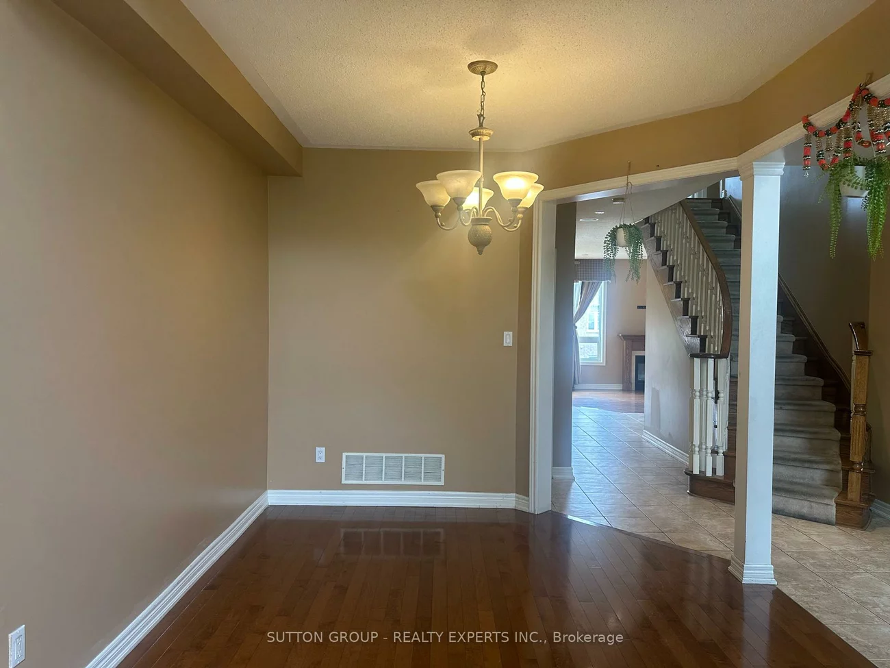 5, Sea Lion, Madoc, Brampton