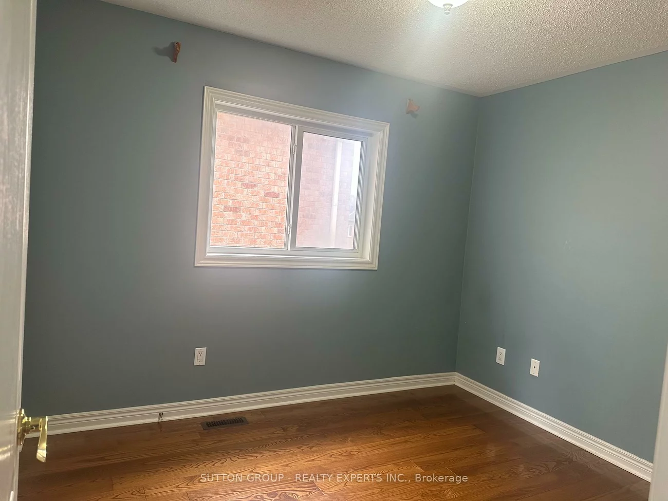 5, Sea Lion, Madoc, Brampton