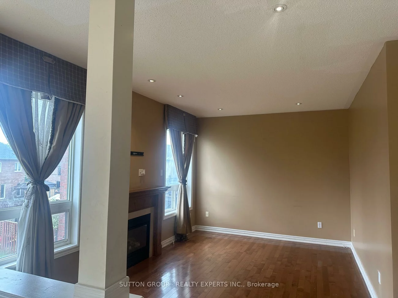 5, Sea Lion, Madoc, Brampton