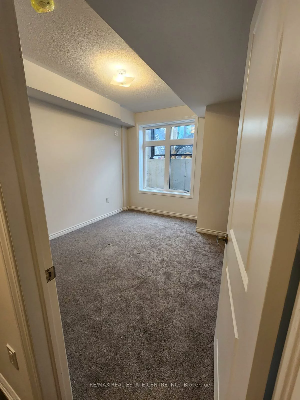70, Halliford, Bramalea North Industrial, Brampton