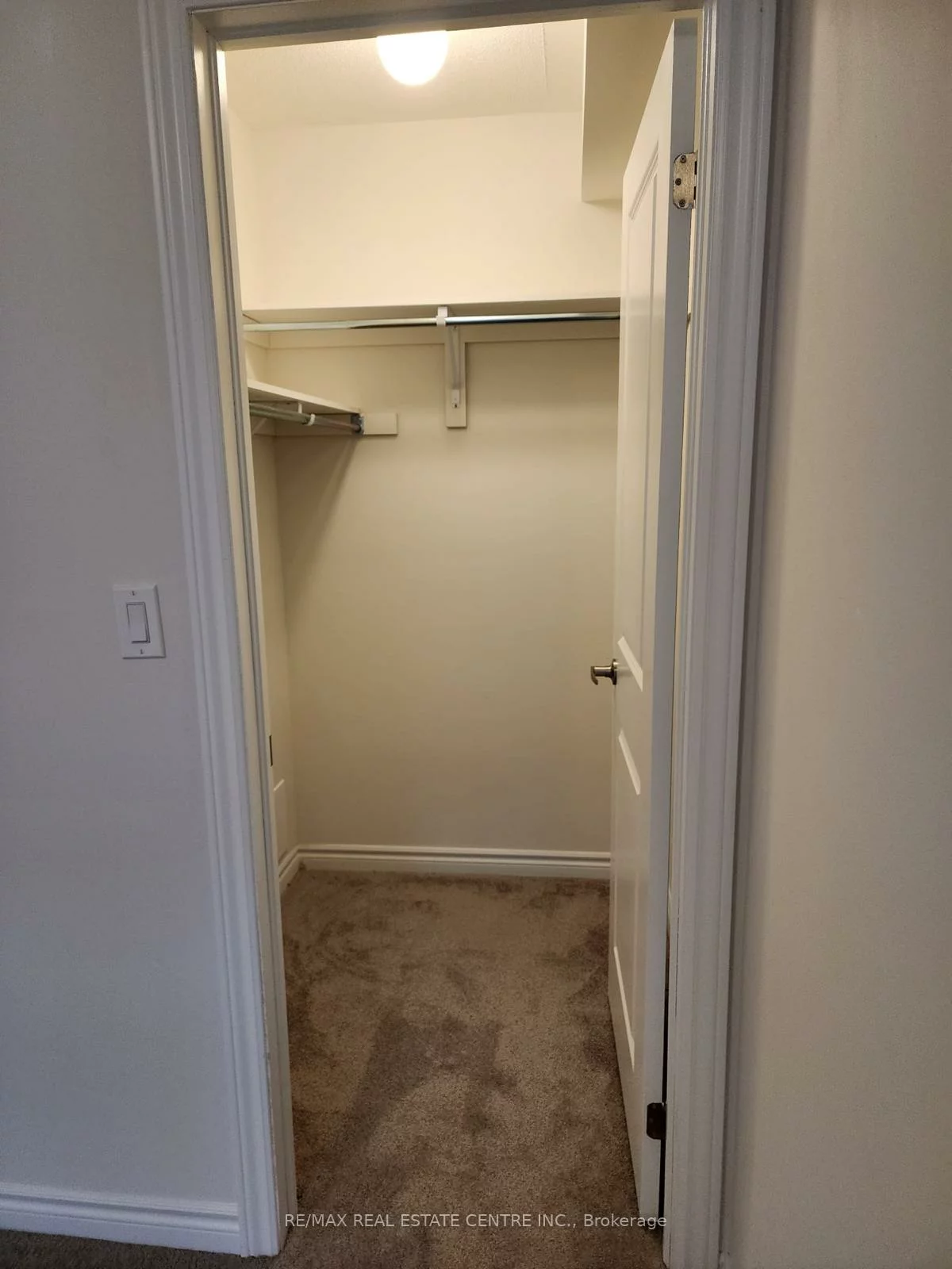 70, Halliford, Bramalea North Industrial, Brampton
