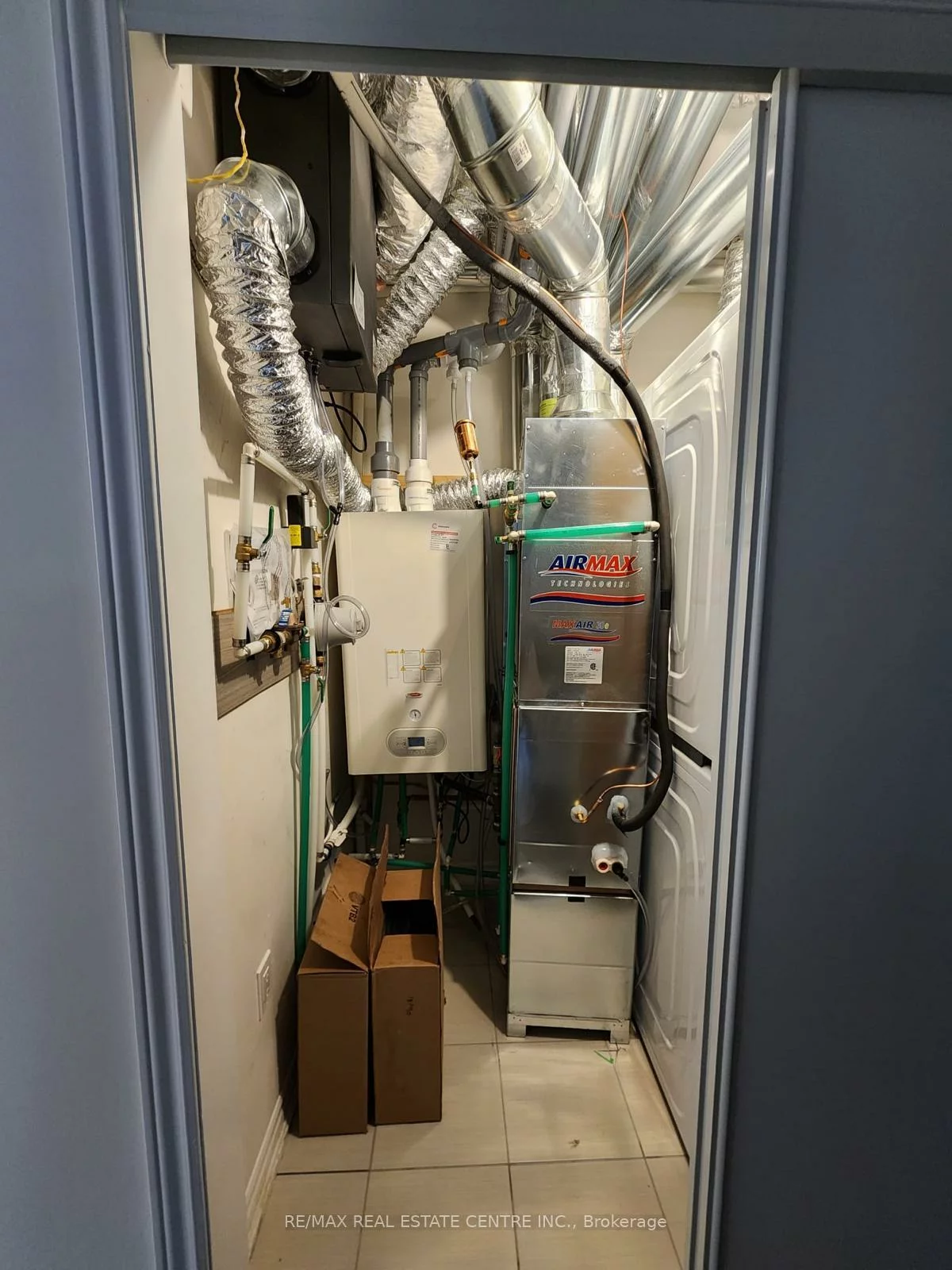 70, Halliford, Bramalea North Industrial, Brampton