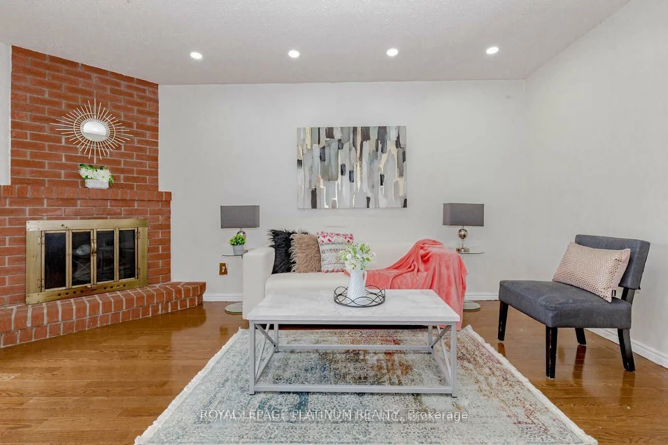 6, peggy, Heart Lake East, Brampton