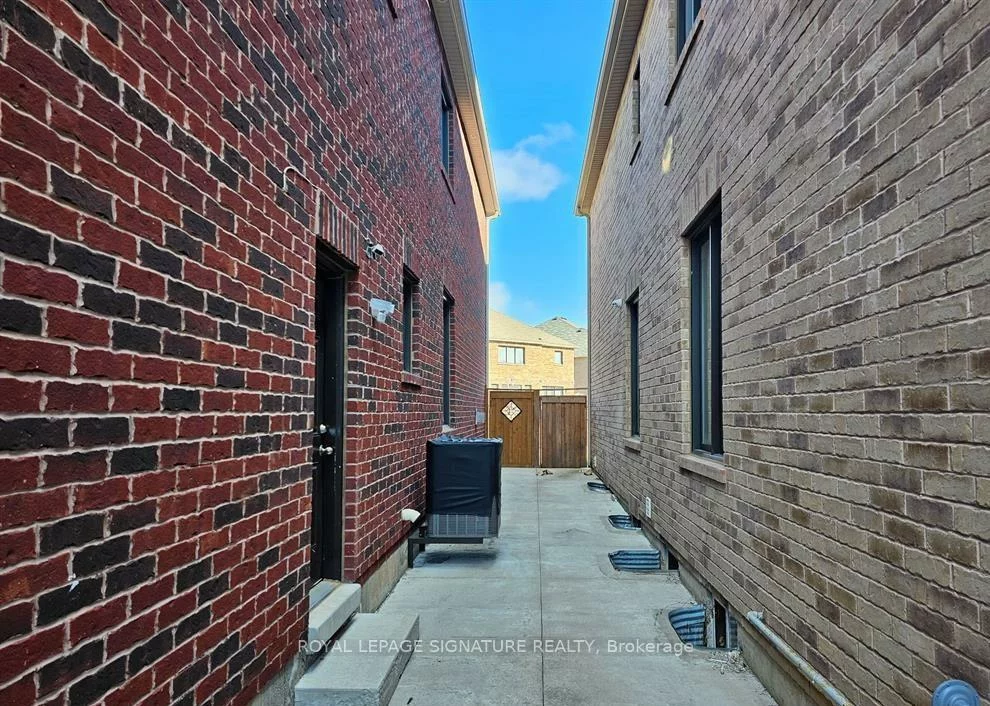 249, Elbern Markell, Credit Valley, Brampton