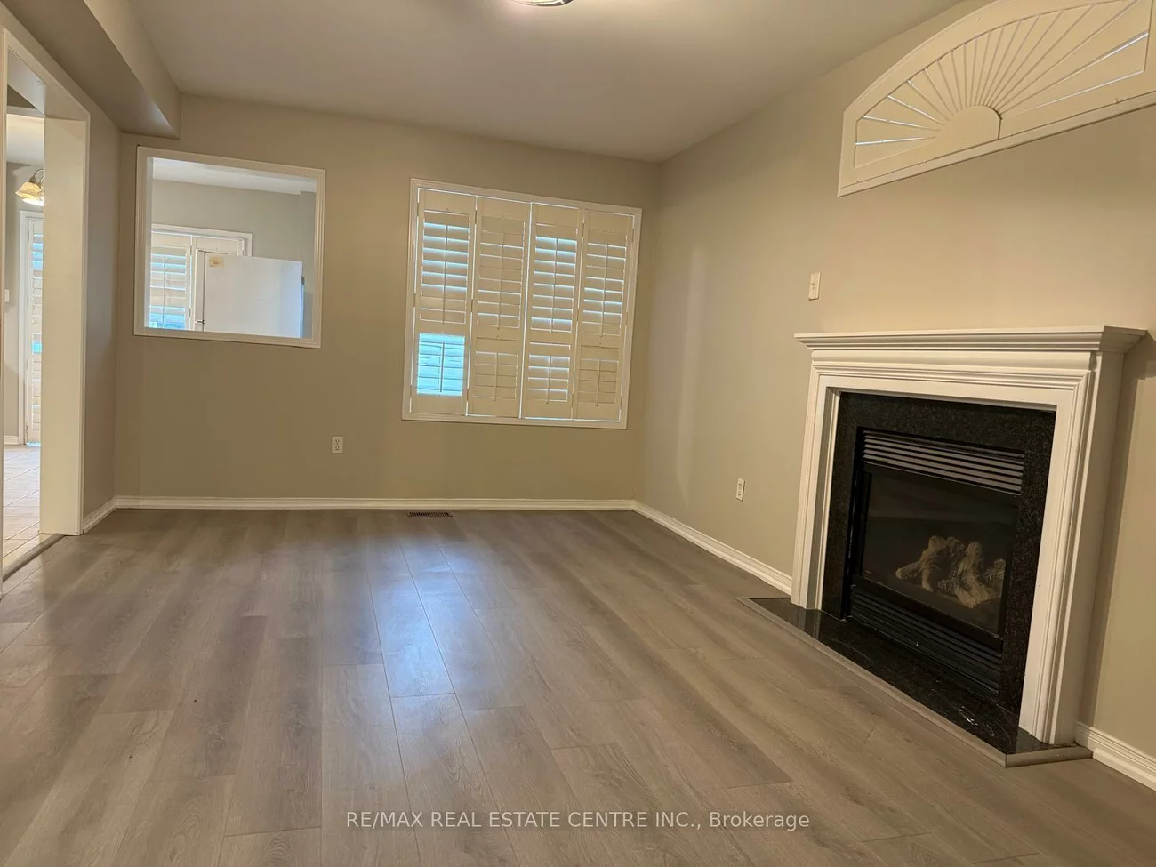 29, El Camino, Fletcher's Meadow, Brampton