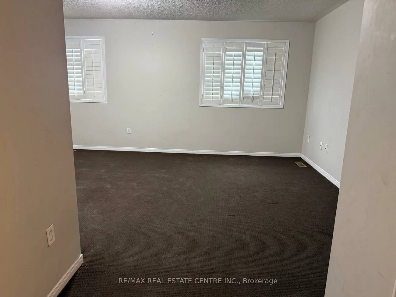 29, El Camino, Fletcher's Meadow, Brampton