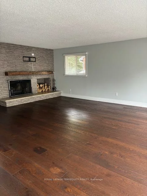 65, Mary, Downtown Brampton, Brampton