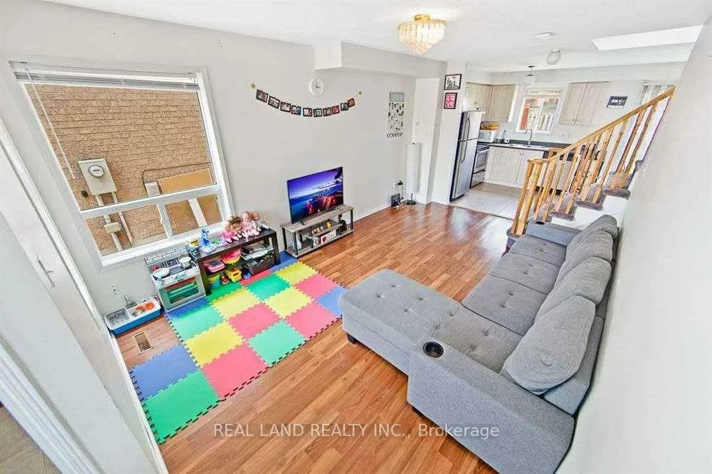 31, Poplar Plains, Fletcher's Meadow, Brampton