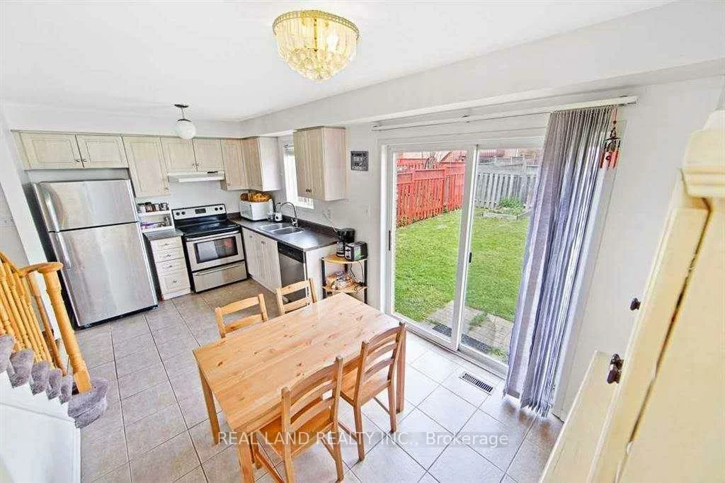 31, Poplar Plains, Fletcher's Meadow, Brampton