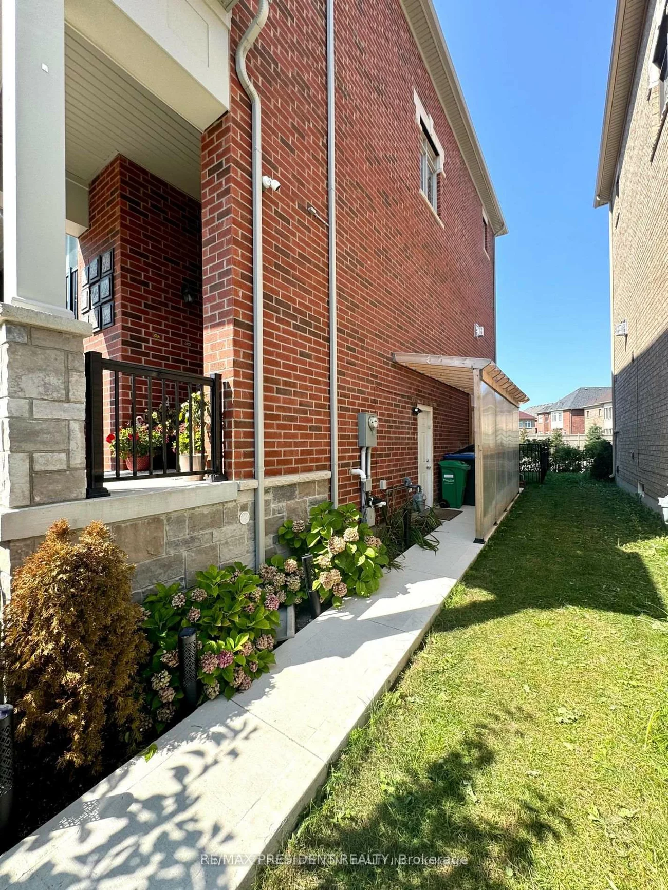 86, Oakmore, Bram West, Brampton
