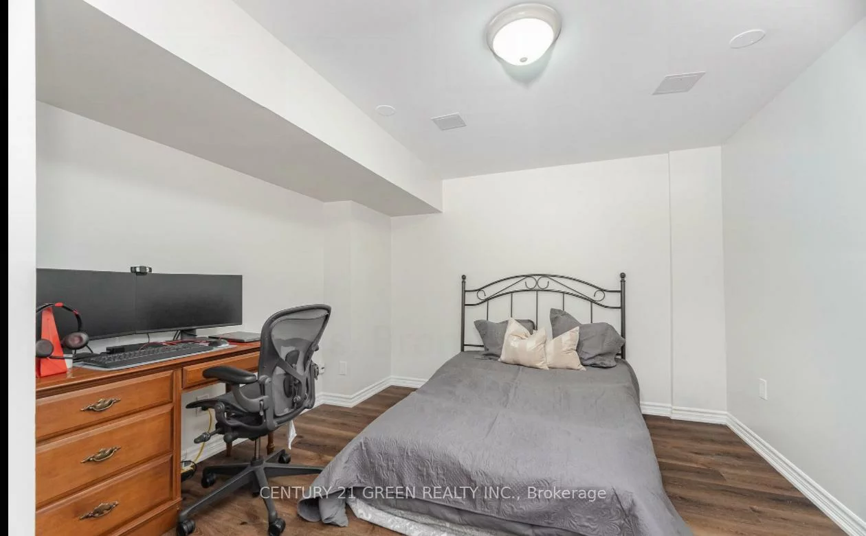 90, Viceroy, Northwest Sandalwood Parkway, Brampton