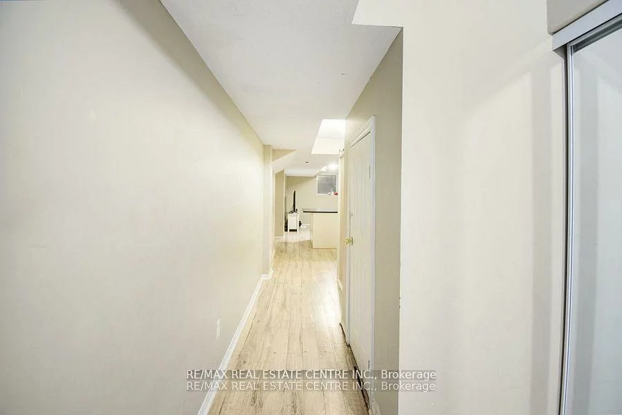 112, Commodore, Credit Valley, Brampton