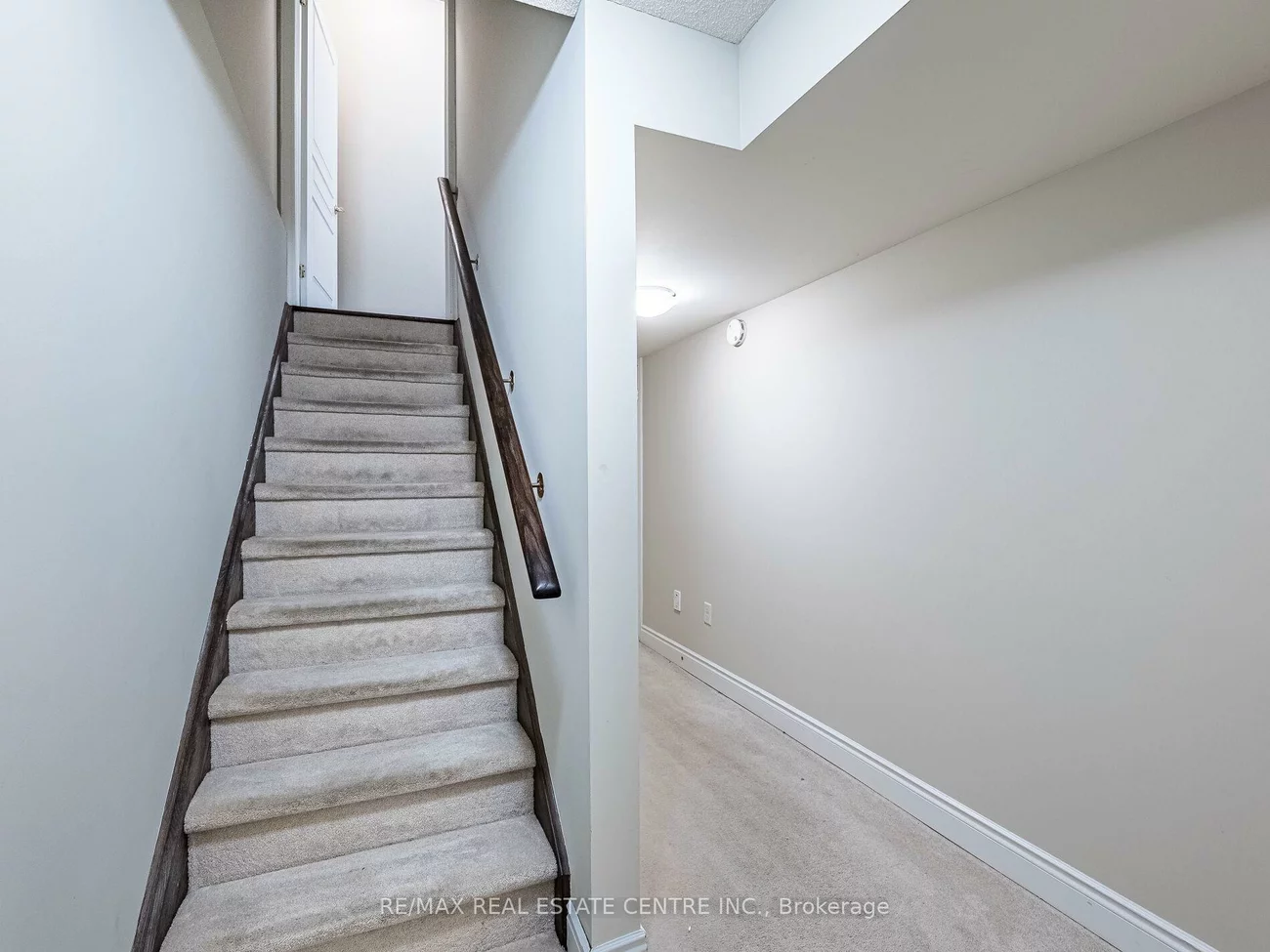 26, Orangeblossom, Credit Valley, Brampton