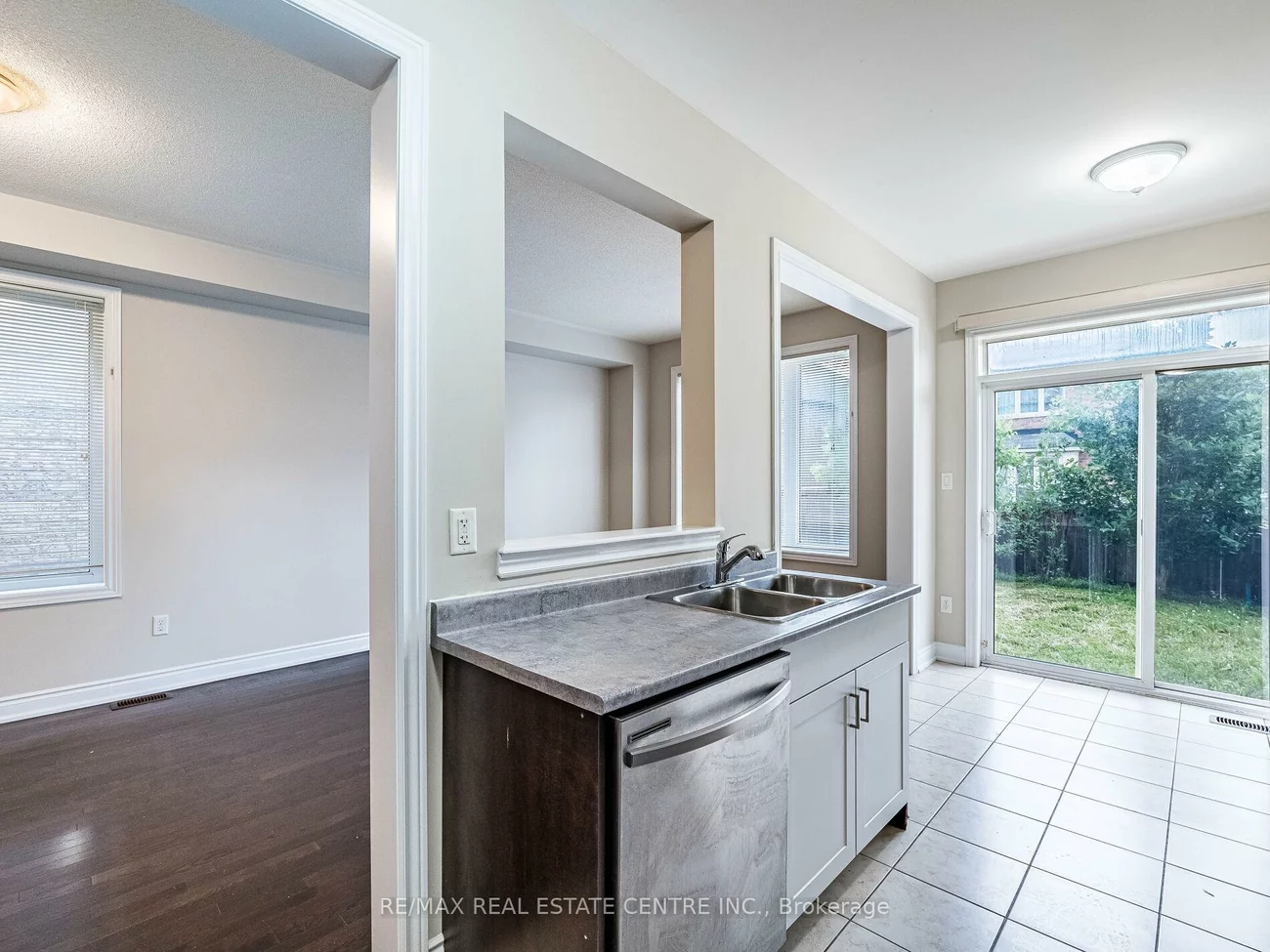26, Orangeblossom, Credit Valley, Brampton