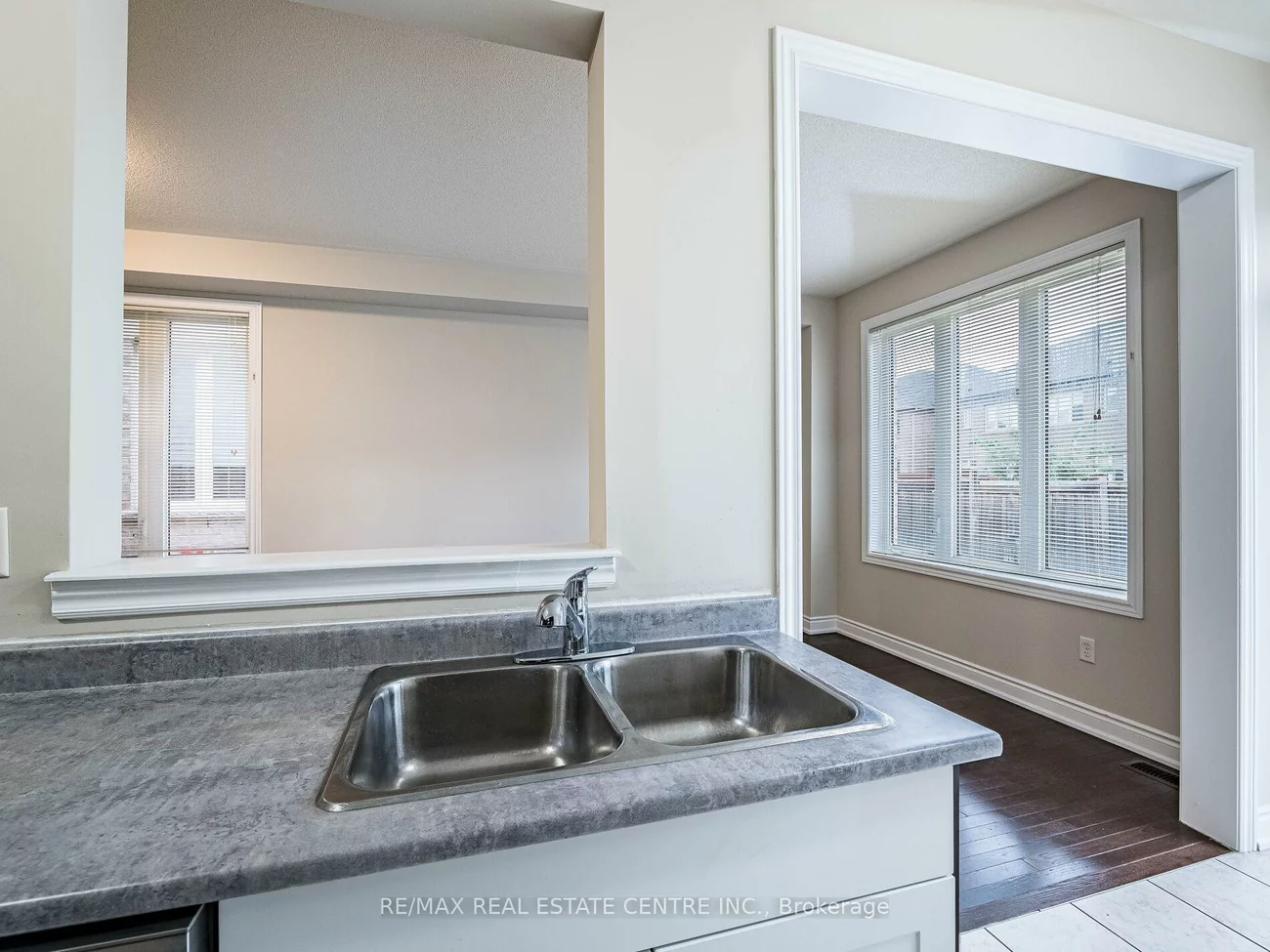 26, Orangeblossom, Credit Valley, Brampton