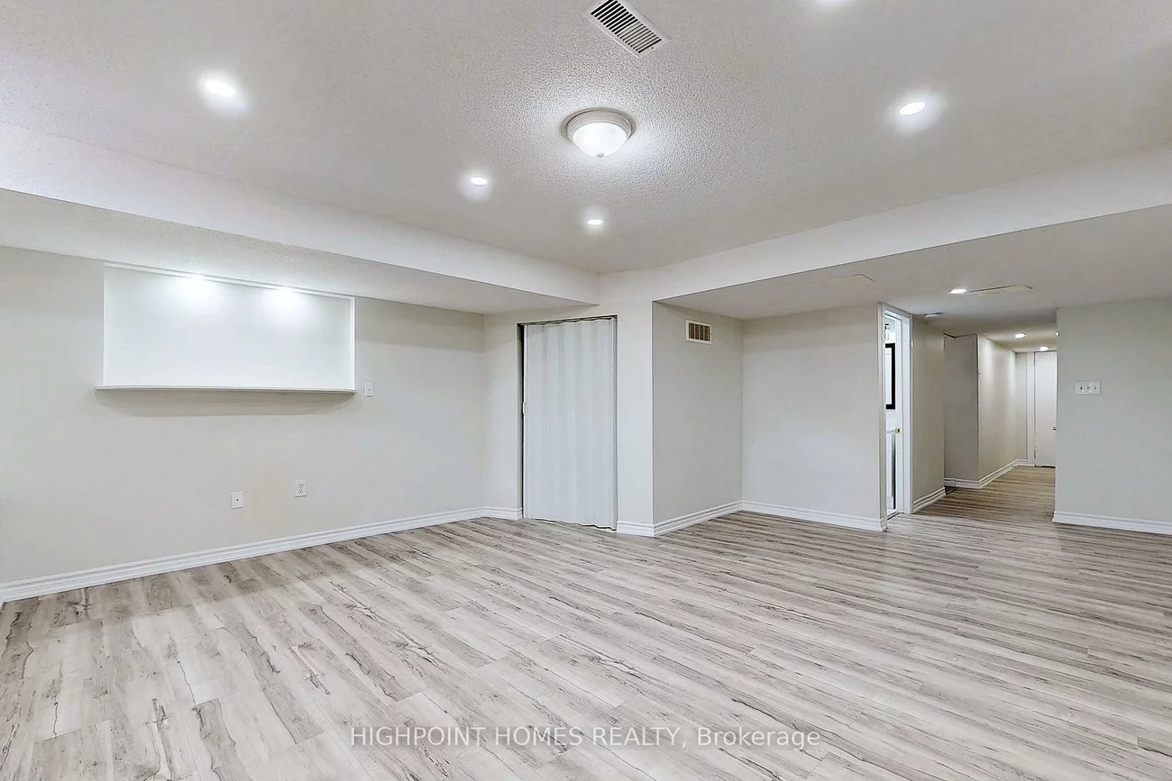 8, Martree, Madoc, Brampton