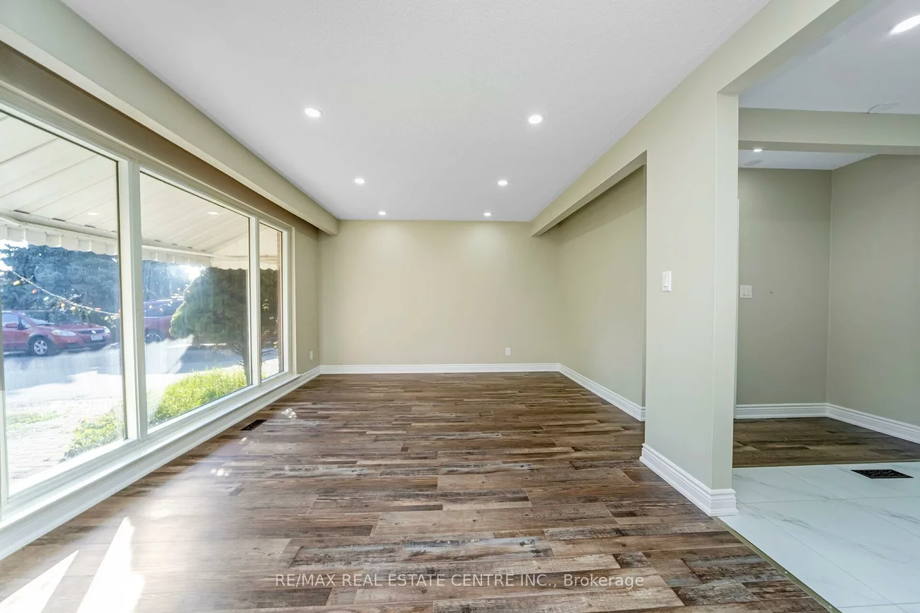 52, Flavian, Southgate, Brampton