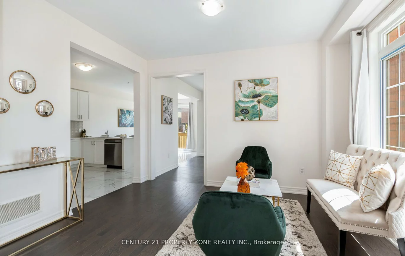 33, Dunley, Credit Valley, Brampton