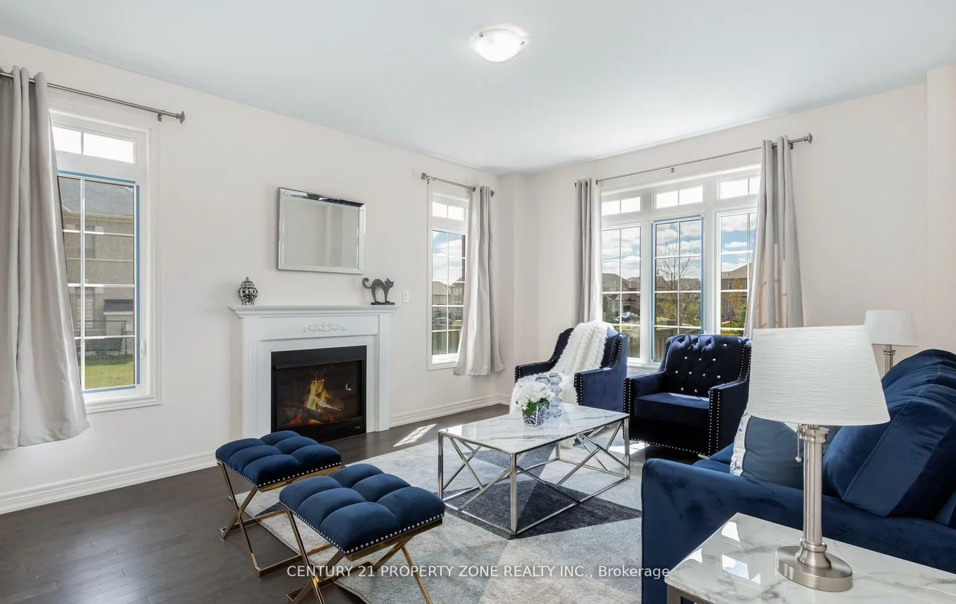 33, Dunley, Credit Valley, Brampton