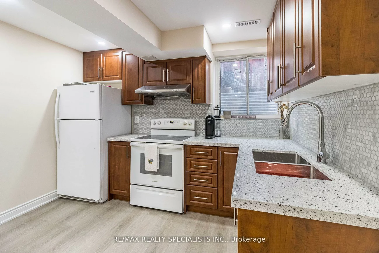 17, Poplar Plains, Fletcher's Meadow, Brampton