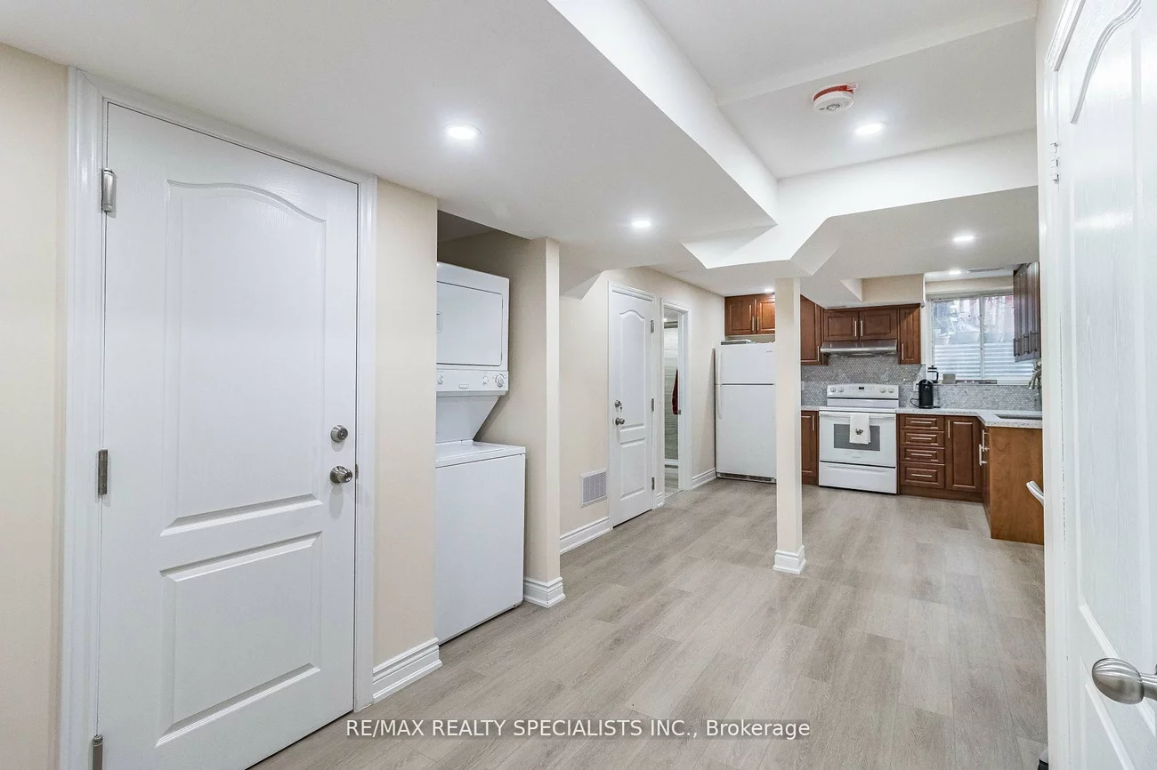 17, Poplar Plains, Fletcher's Meadow, Brampton