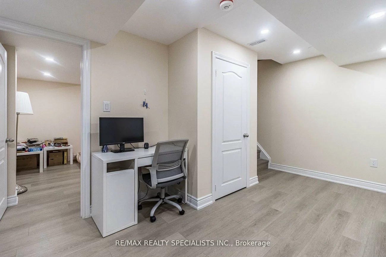17, Poplar Plains, Fletcher's Meadow, Brampton