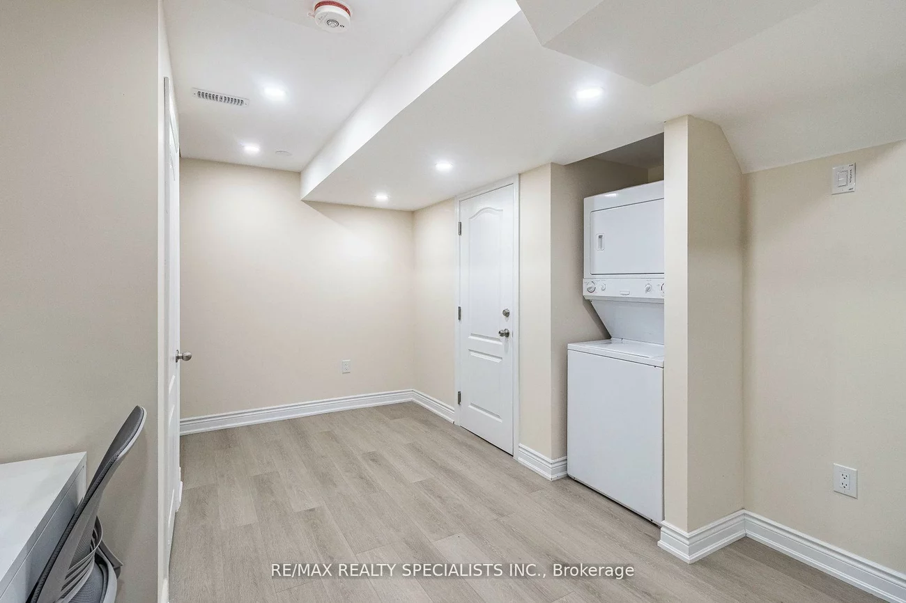 17, Poplar Plains, Fletcher's Meadow, Brampton