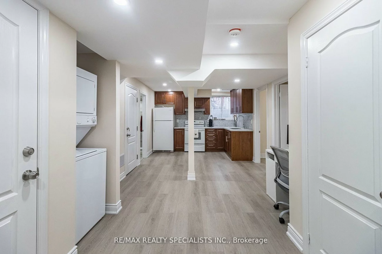 17, Poplar Plains, Fletcher's Meadow, Brampton