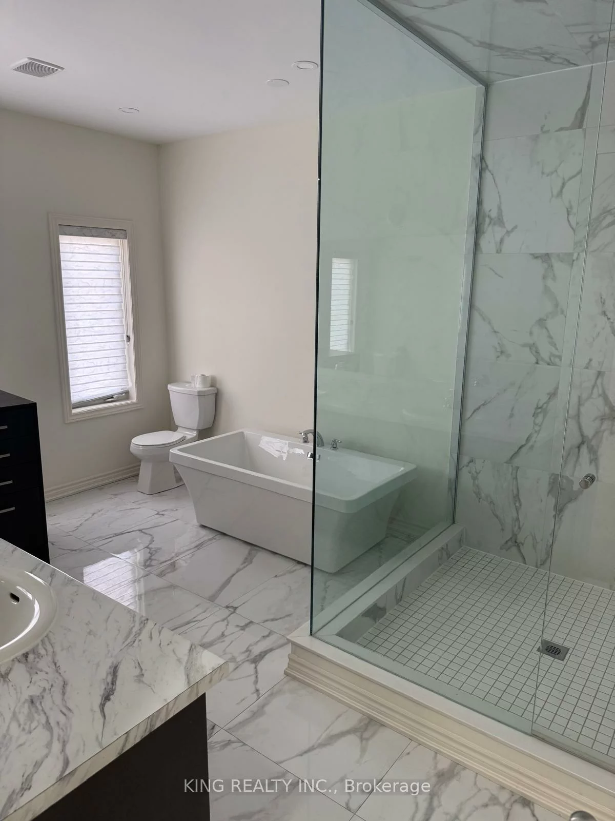 50, Eastman, Credit Valley, Brampton