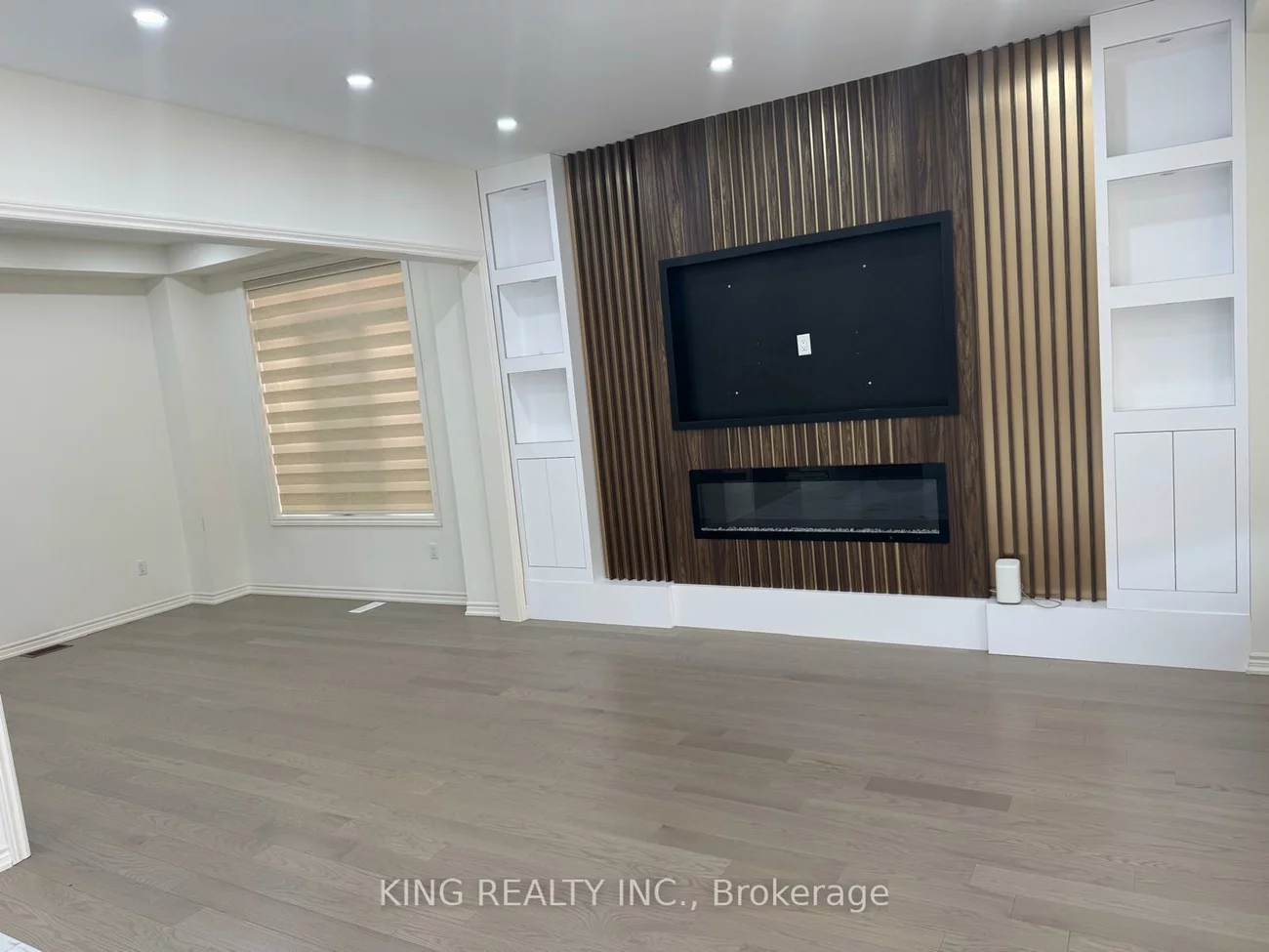 50, Eastman, Credit Valley, Brampton