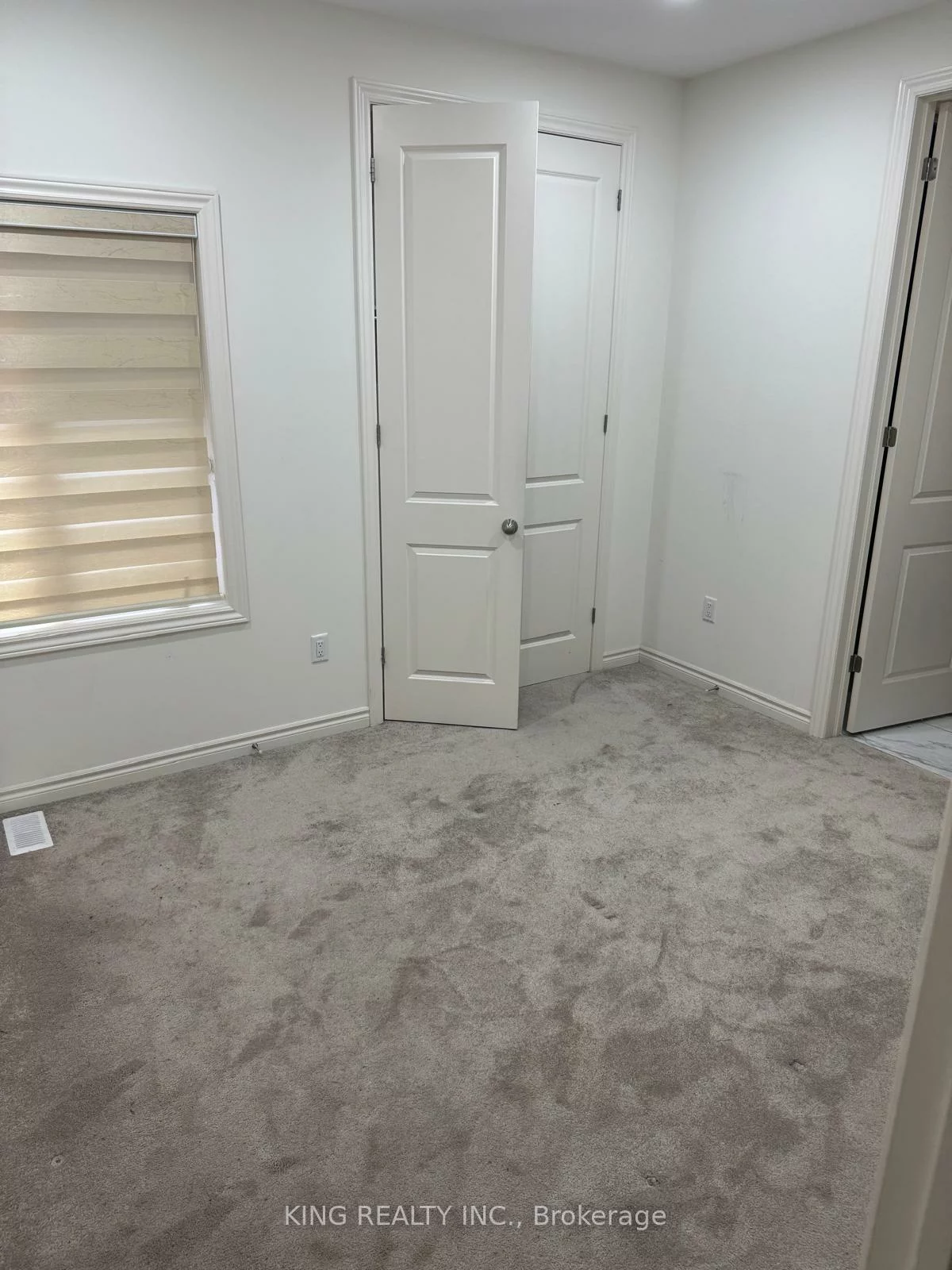 50, Eastman, Credit Valley, Brampton