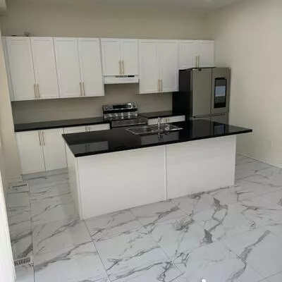 50, Eastman, Credit Valley, Brampton
