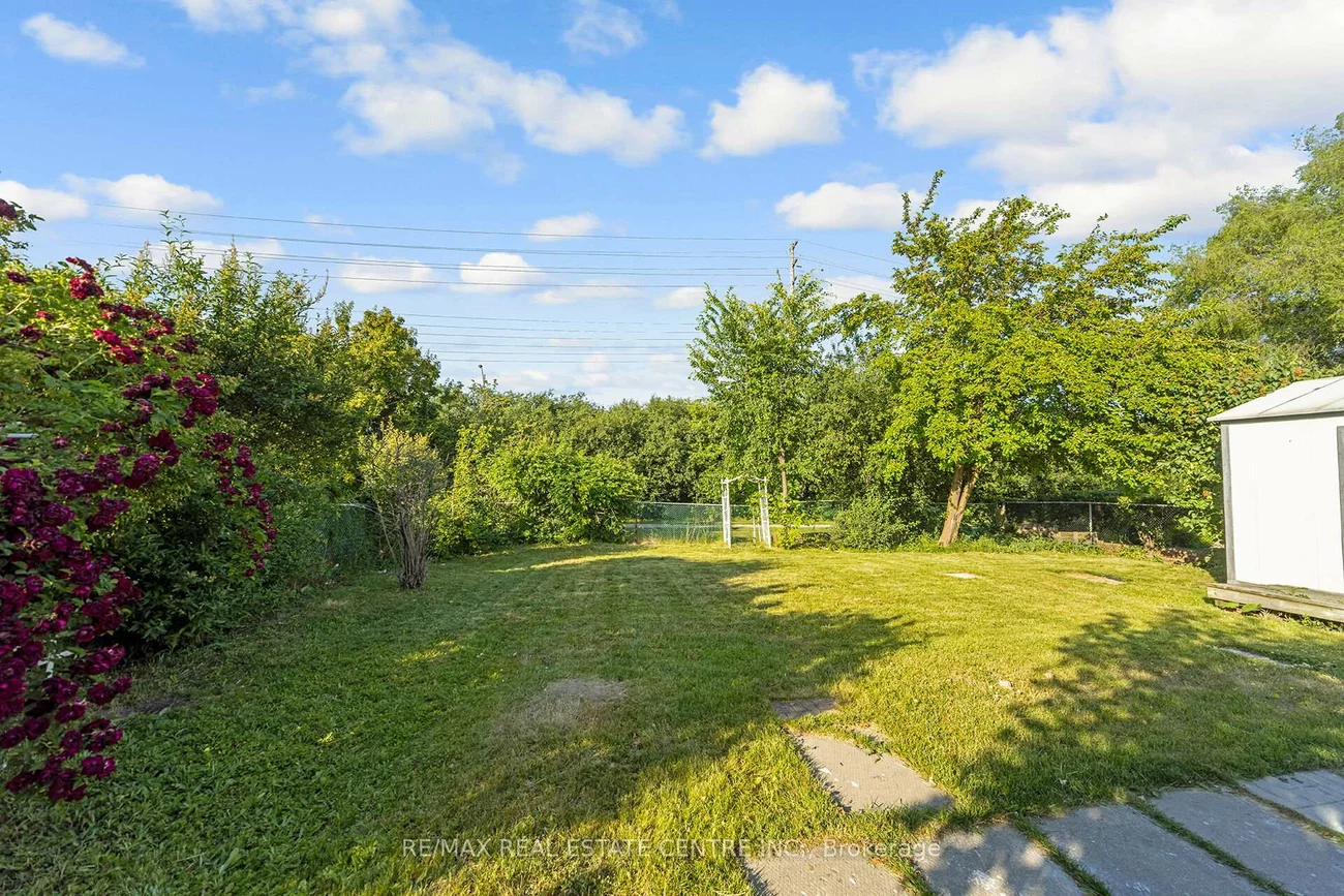 52, Flavian, Southgate, Brampton