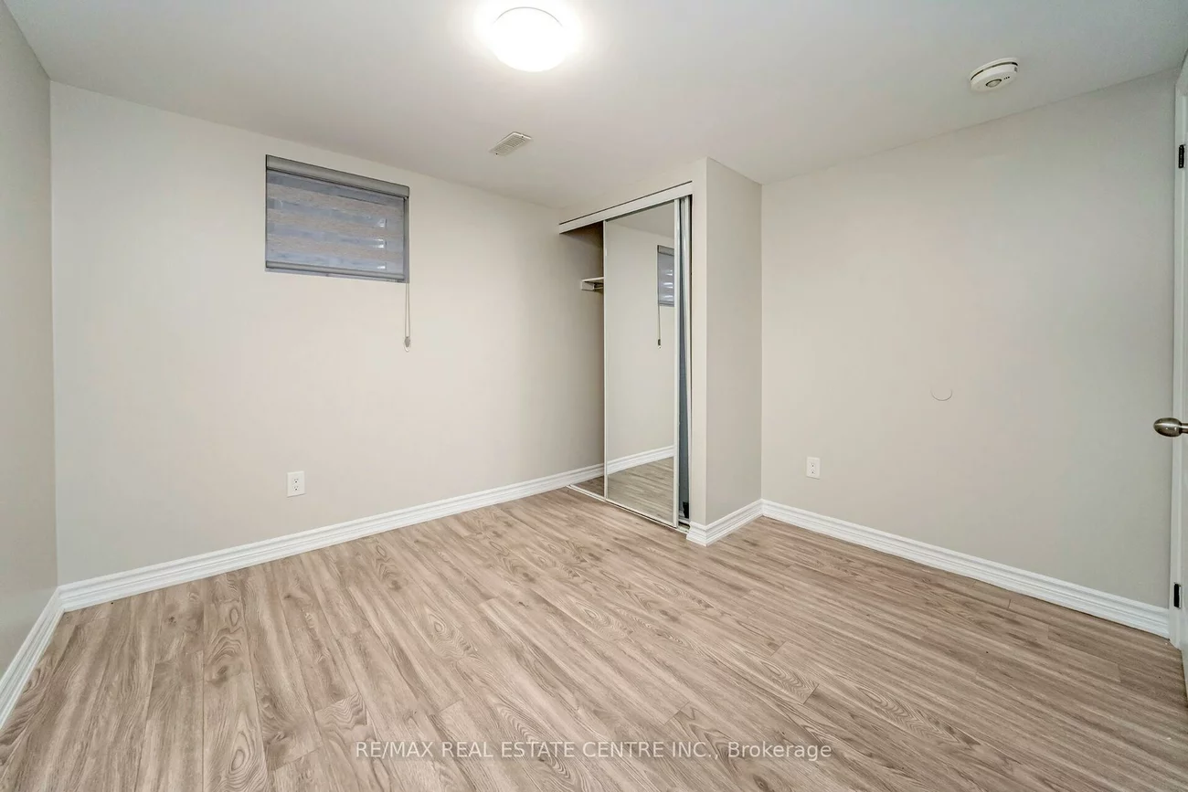 52, Flavian, Southgate, Brampton