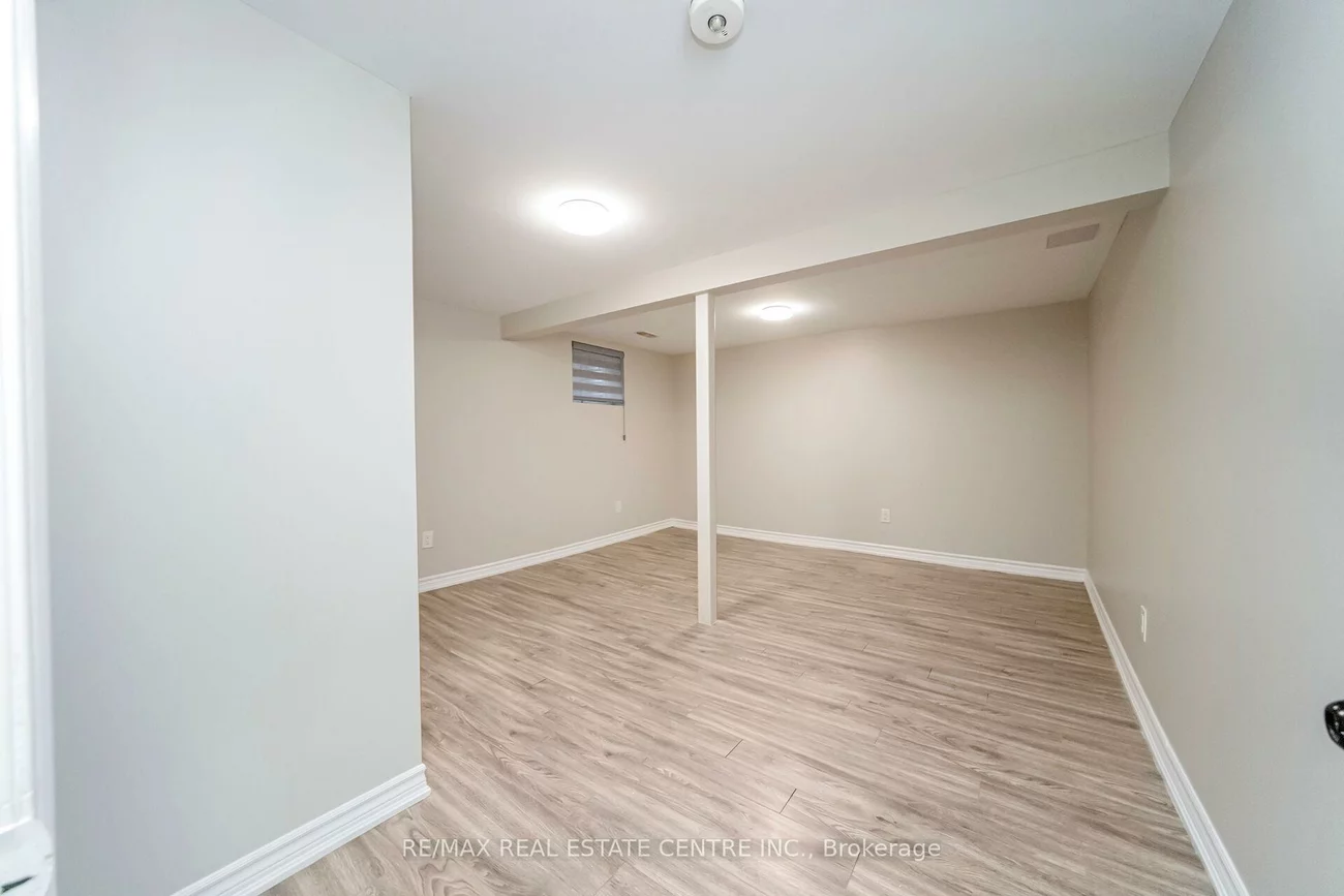 52, Flavian, Southgate, Brampton