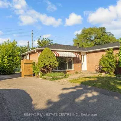 52, Flavian, Southgate, Brampton