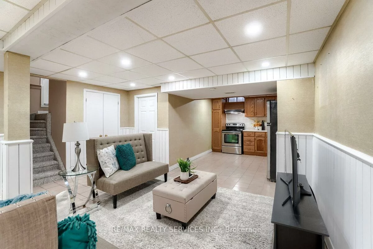 27, Stanwell (Lower), Heart Lake West, Brampton