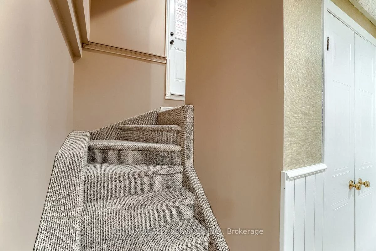 27, Stanwell (Lower), Heart Lake West, Brampton