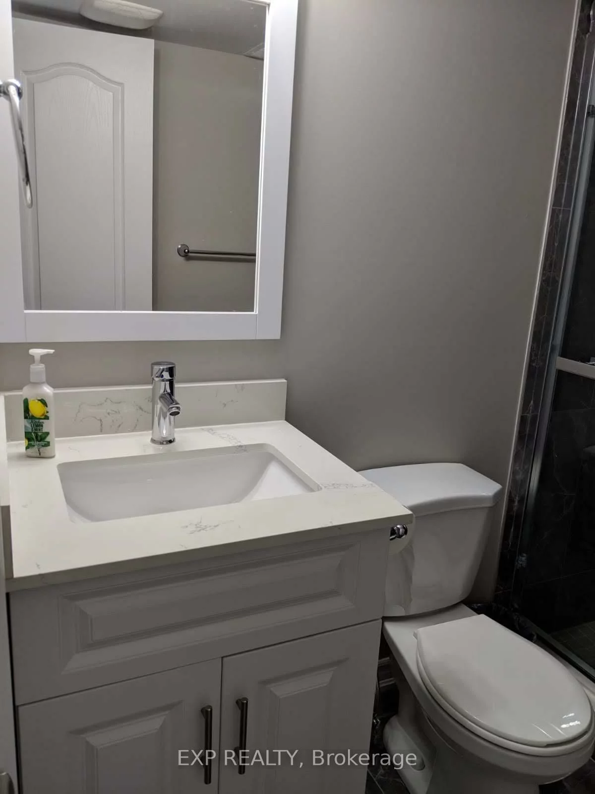 15, Kalmia, Brampton West, Brampton