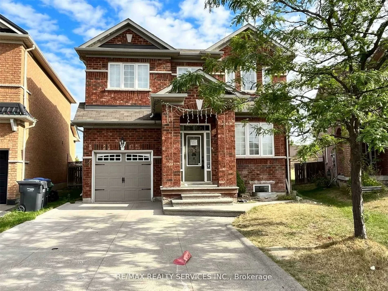 35, Seahorse, Madoc, Brampton
