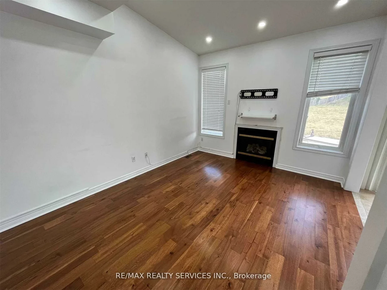 35, Seahorse, Madoc, Brampton