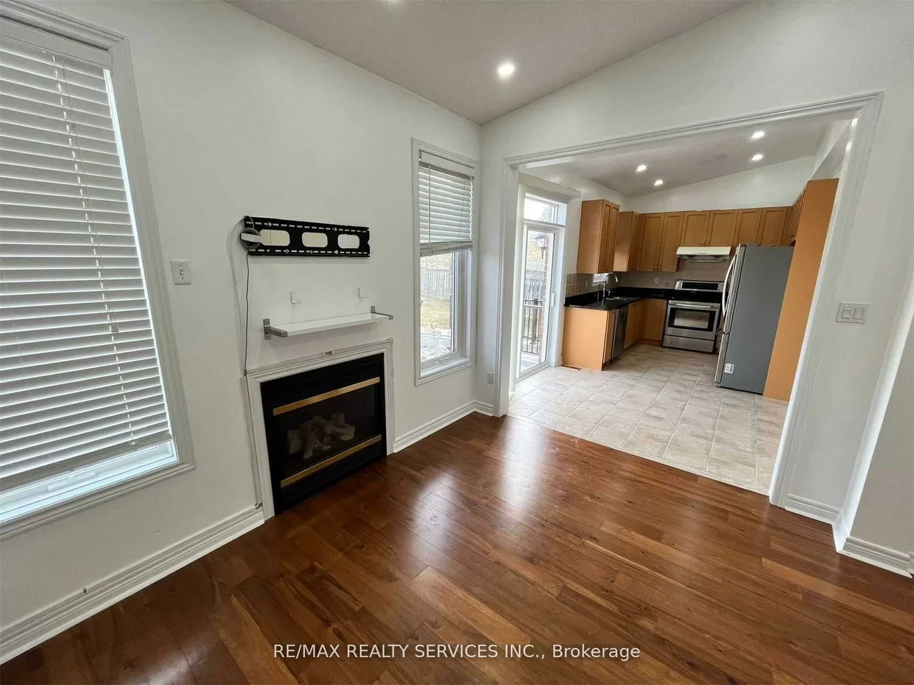 35, Seahorse, Madoc, Brampton