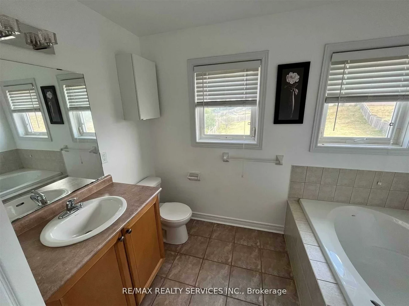 35, Seahorse, Madoc, Brampton
