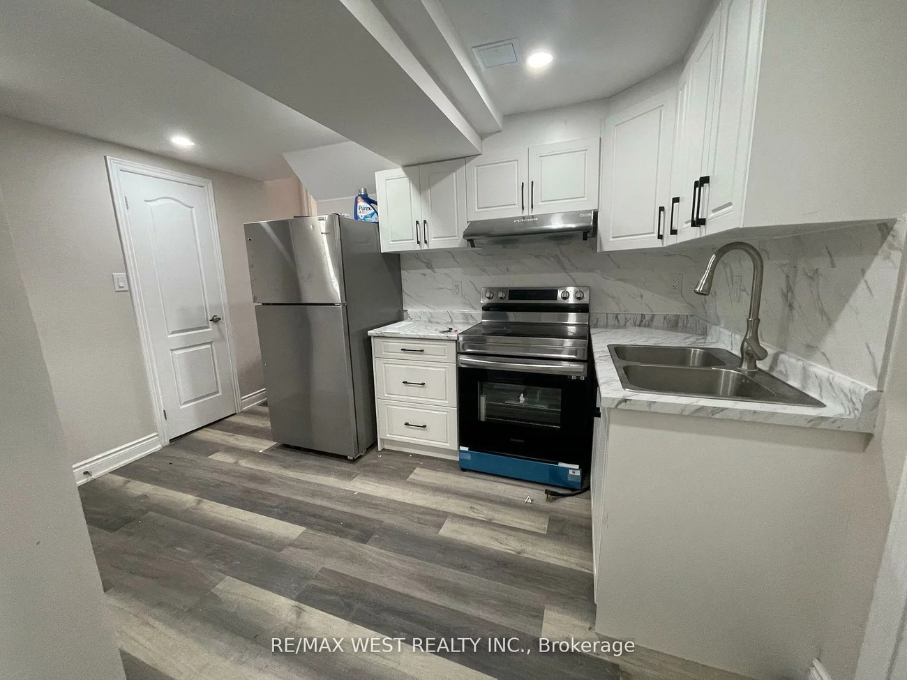 322, Hansen, Madoc, Brampton