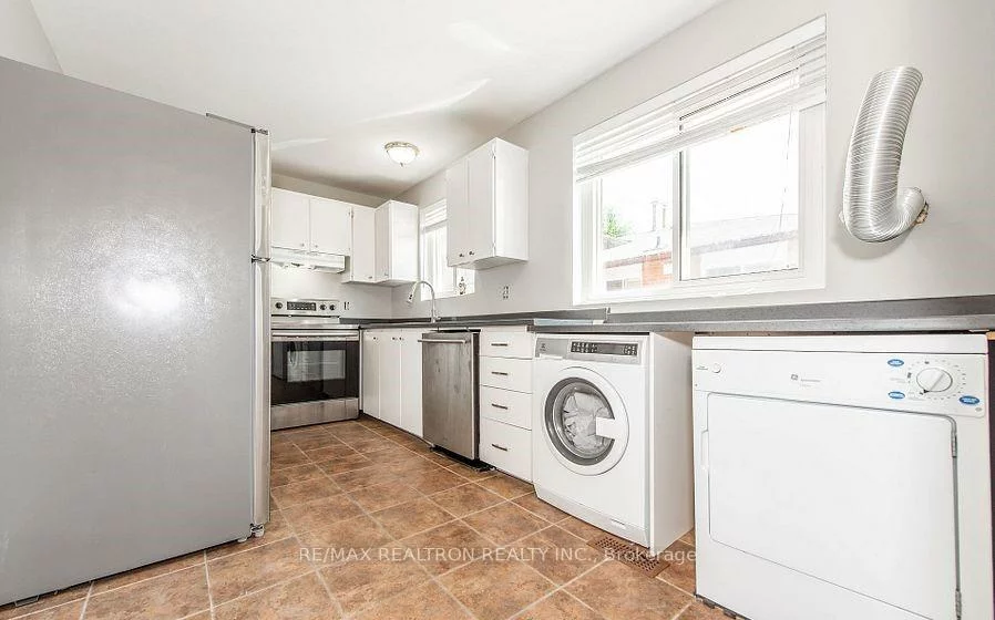 60, Northwood, Northwood Park, Brampton