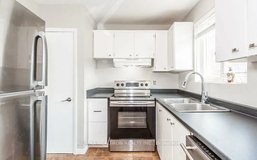 60, Northwood, Northwood Park, Brampton