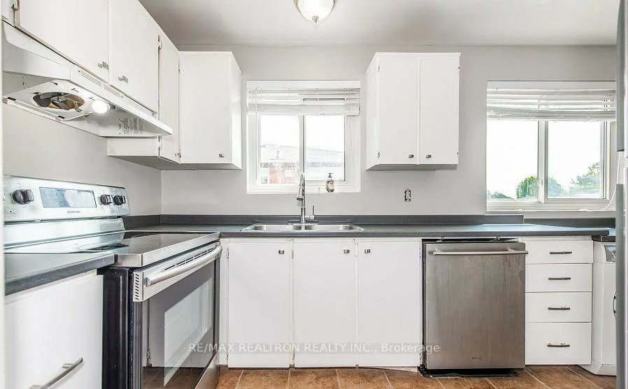 60, Northwood, Northwood Park, Brampton