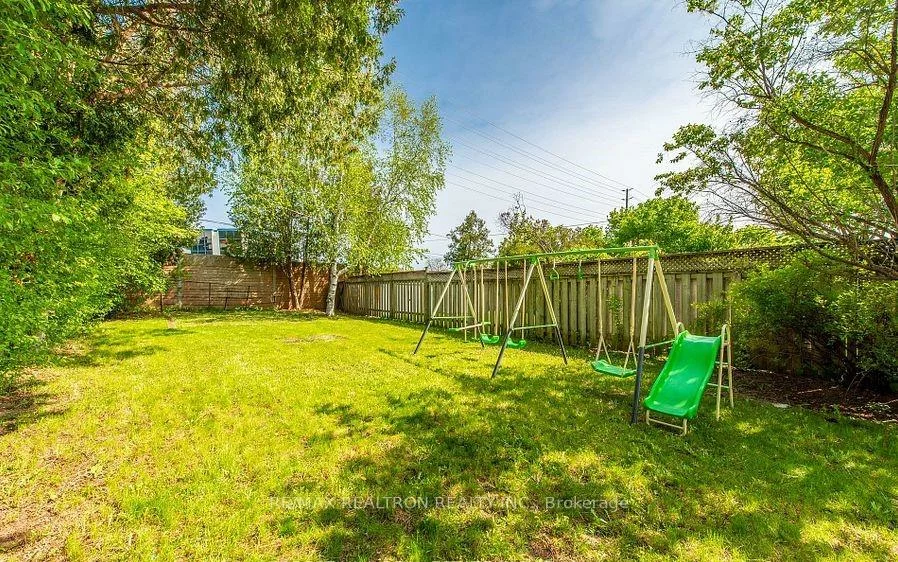 60, Northwood, Northwood Park, Brampton